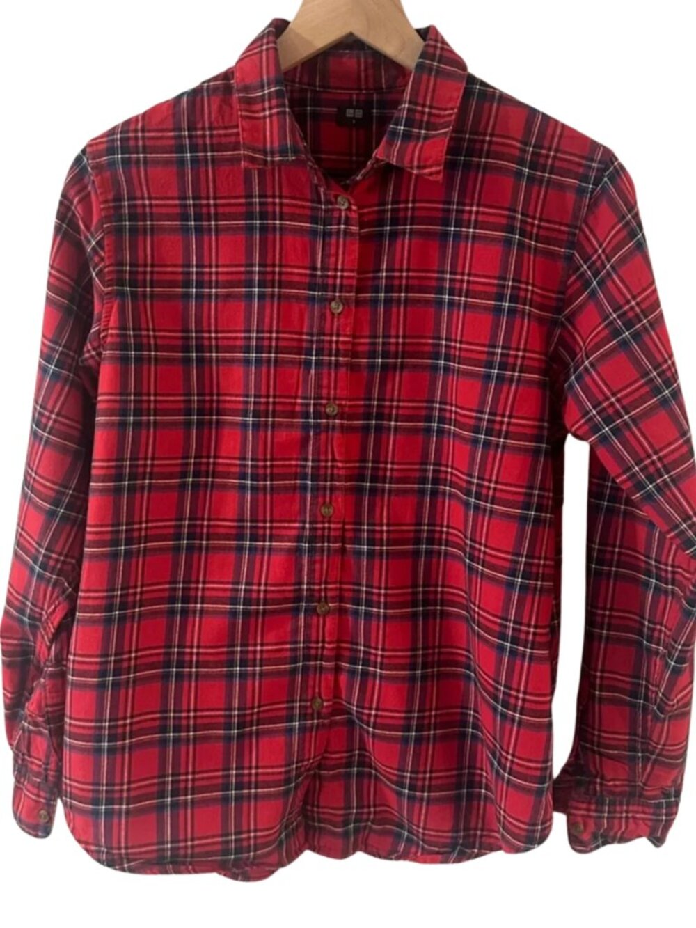 Uniqlo Classic Cotton Flannel Red Plaid Button Down